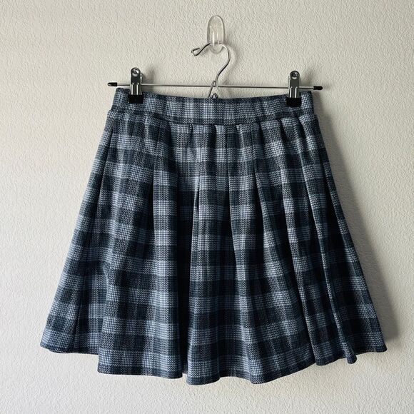 Elodie Plaid Pleated Preppy School Girl Mini Skirt Blue Size Small - Picture 3 of 7